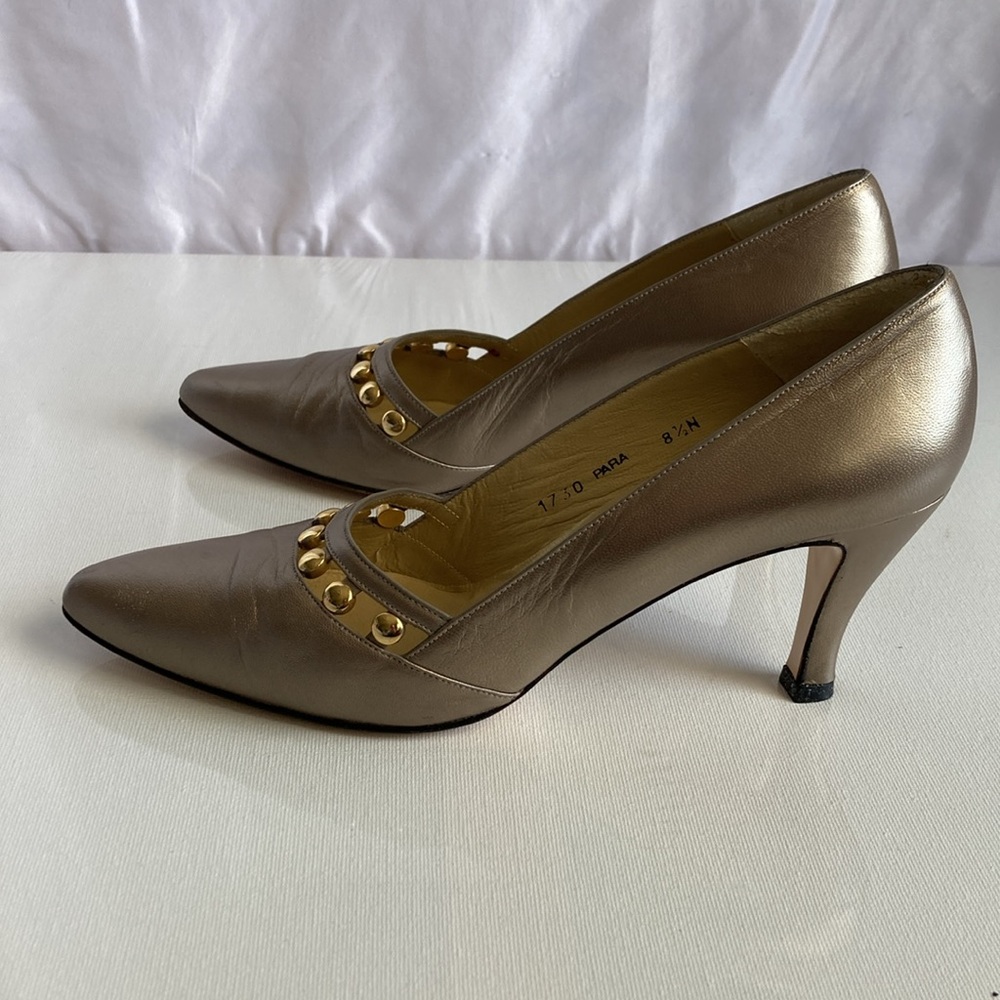 Cesto Meucci Para Goltone Studded Pump Heels Size 8.5N